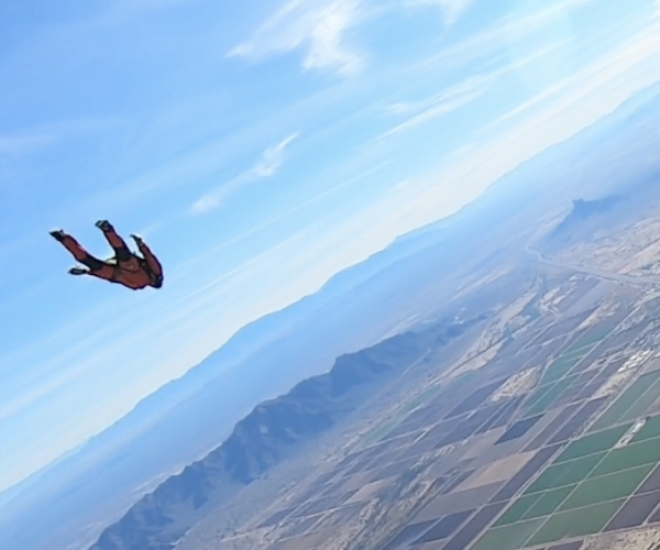 Robert Donovan Skydiving